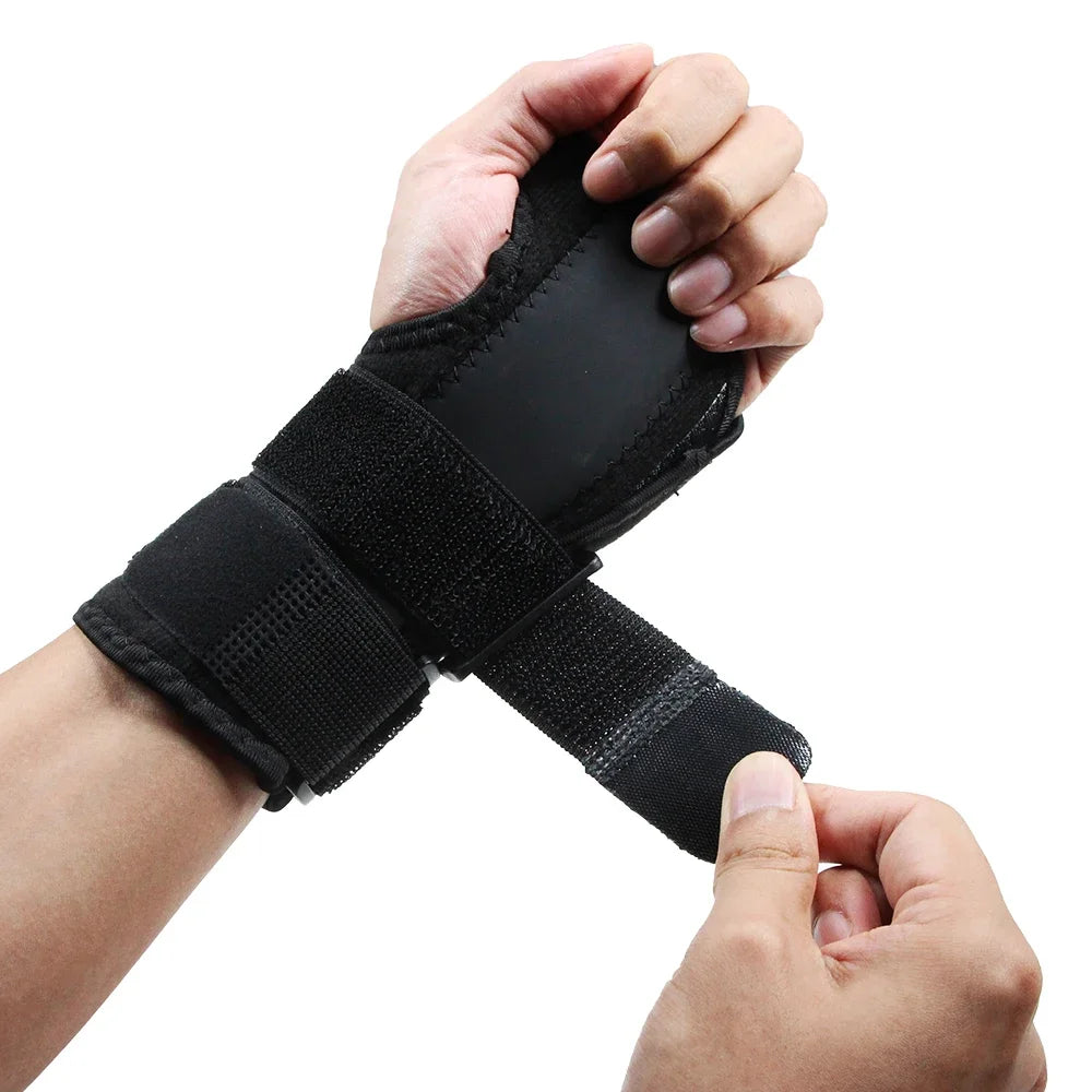 1Pcs Wrist Brace Carpal Tunnel, Adjustbale Wrist Support and Metal Splint Stabilizer, Night Sleeep Hand Brace for Pain Relief
